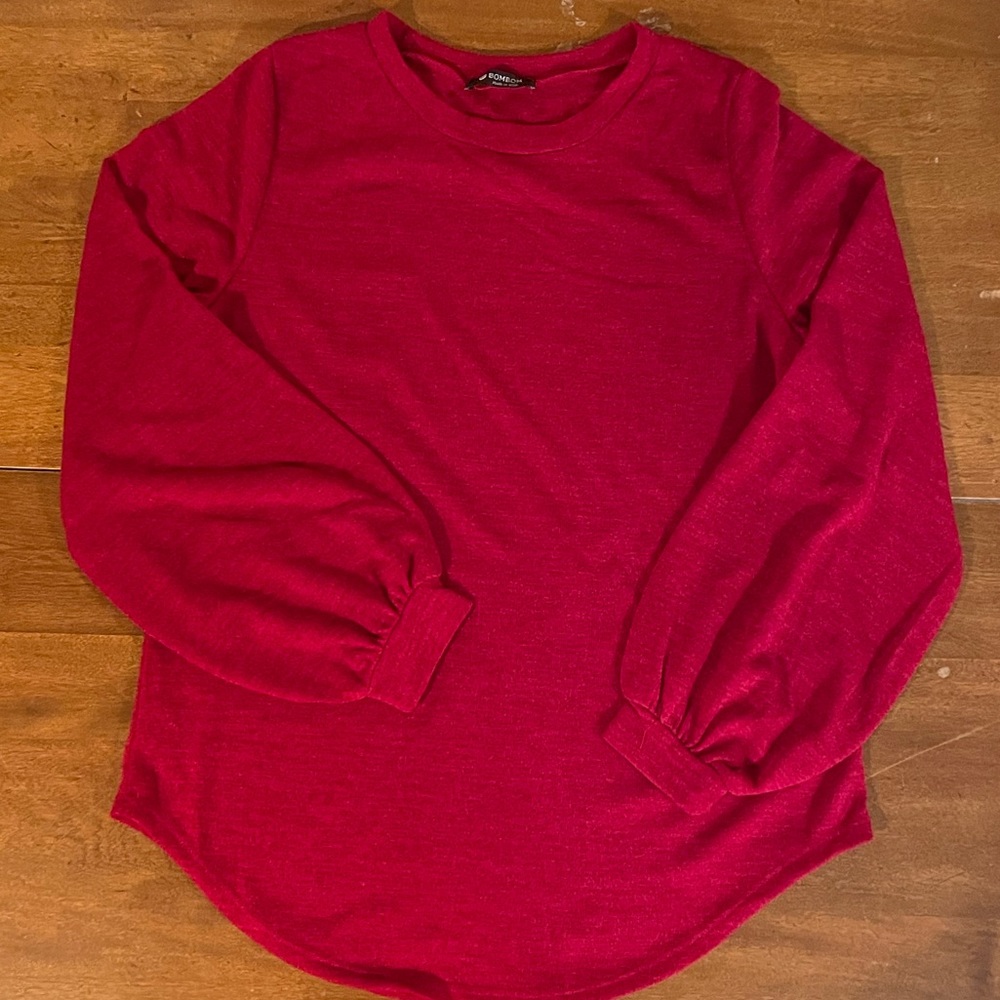 Bonbon red crew neck knit top - size medium